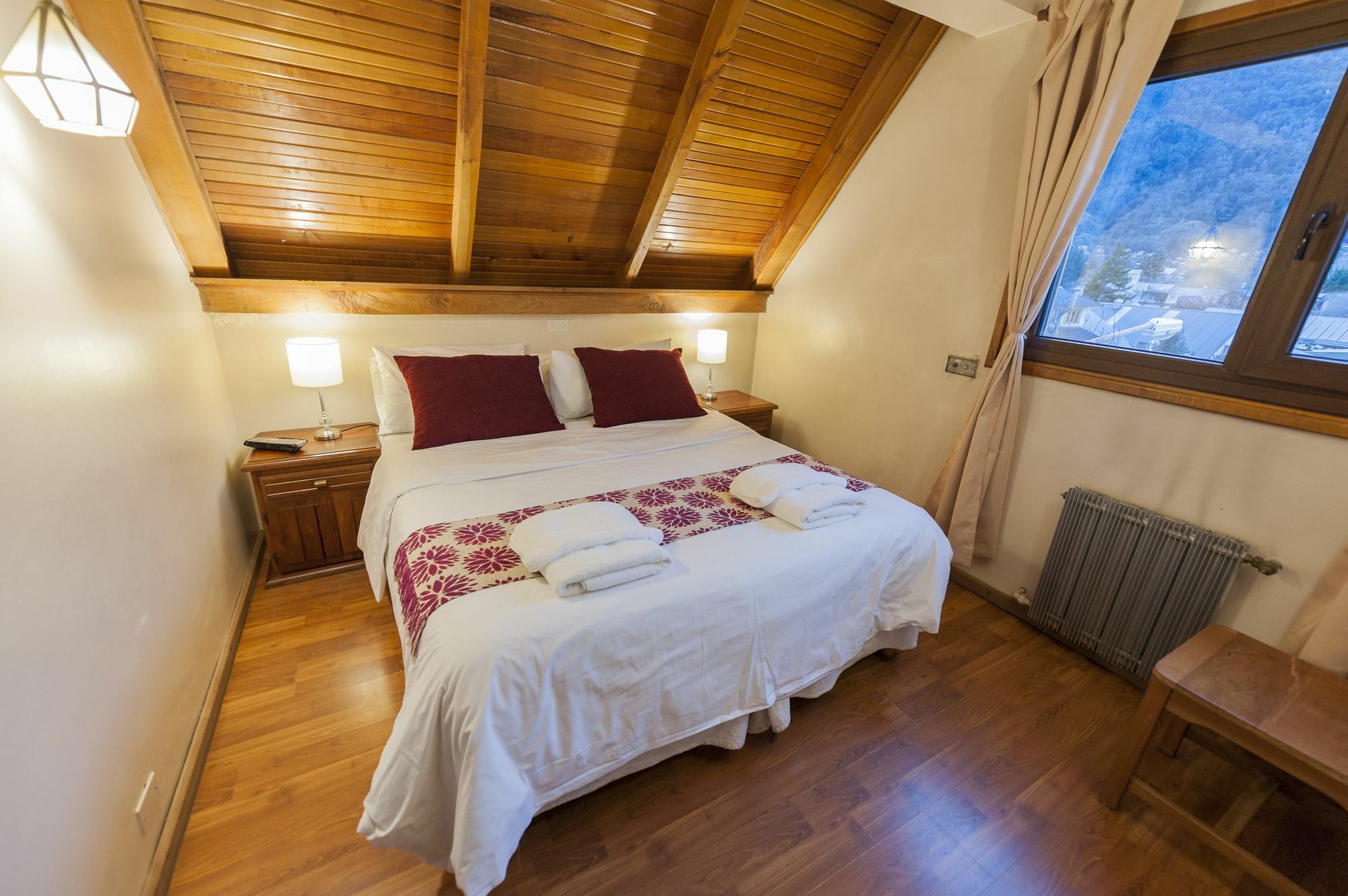 Tunqueley Hotel San Martín de los Andes Exteriör bild